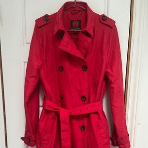 Scottevest specialized travel trench, size large, red